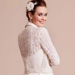 LILLY 09-3805-CR Bruidsjasje Kant 9 LILLY 09-3805-CR Bruidsjasje Kant -Poirier shop bruidsjas 09 3801 cr lilly back 3